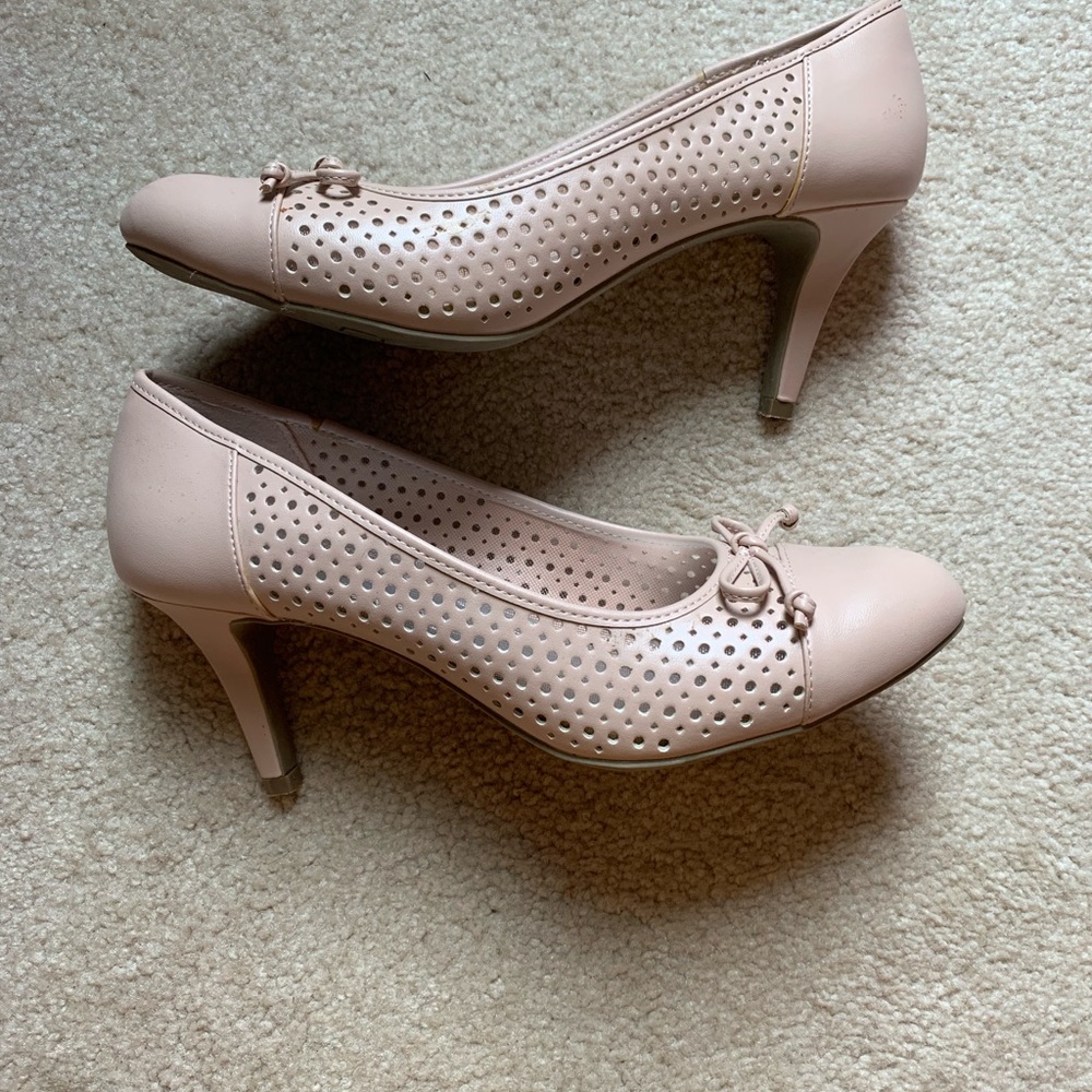 blush 2in heels